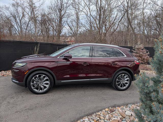 Certified 2022 Lincoln Nautilus Reserve image 2