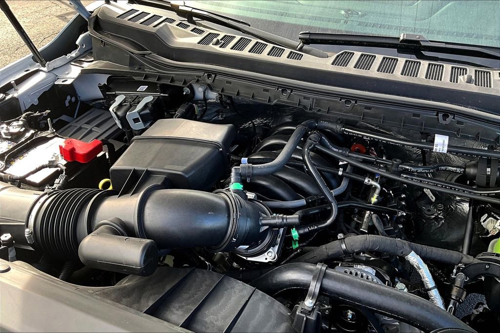 New 2026 Ford F350 XLT w/ XLT Premium Package image 31