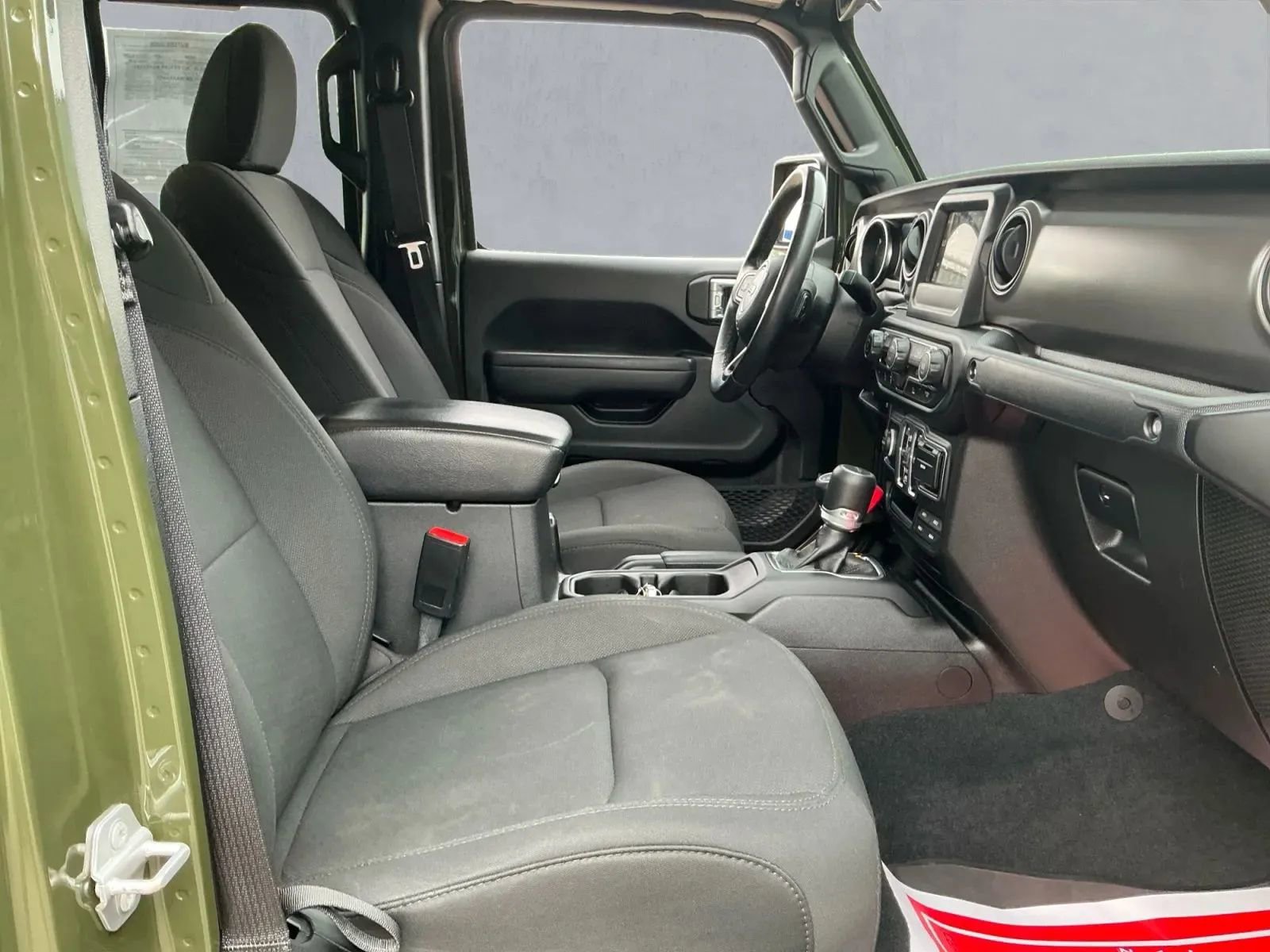 Used 2022 Jeep Gladiator Sport image 22