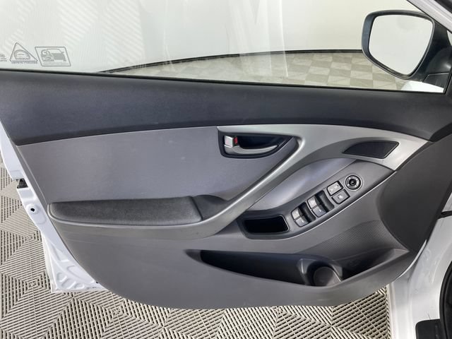 Used 2016 Hyundai Elantra SE FWD image 10