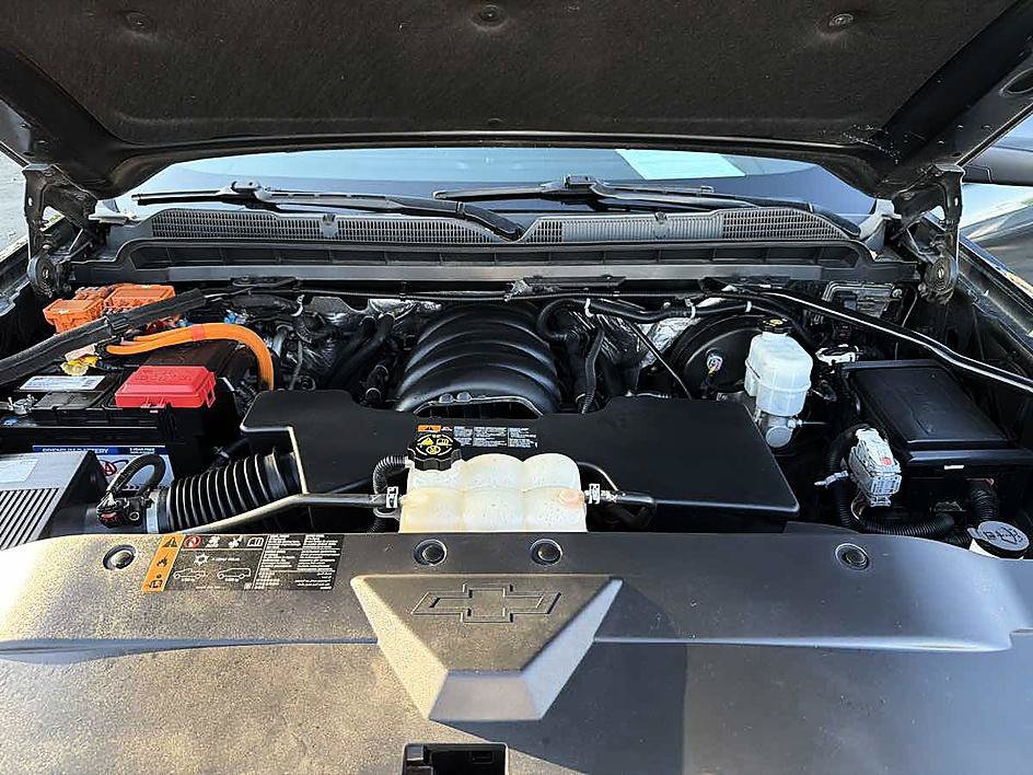 Used 2017 Chevrolet Silverado 1500 LT w/ LT Eassist Package AWD/4WD image 22