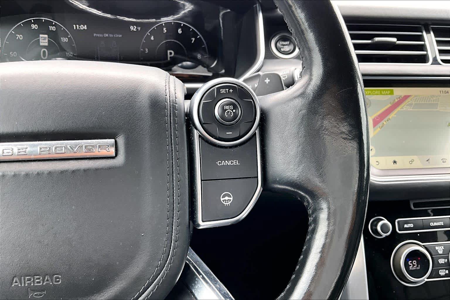 Used 2017 Land Rover Range Rover HSE AWD/4WD image 25