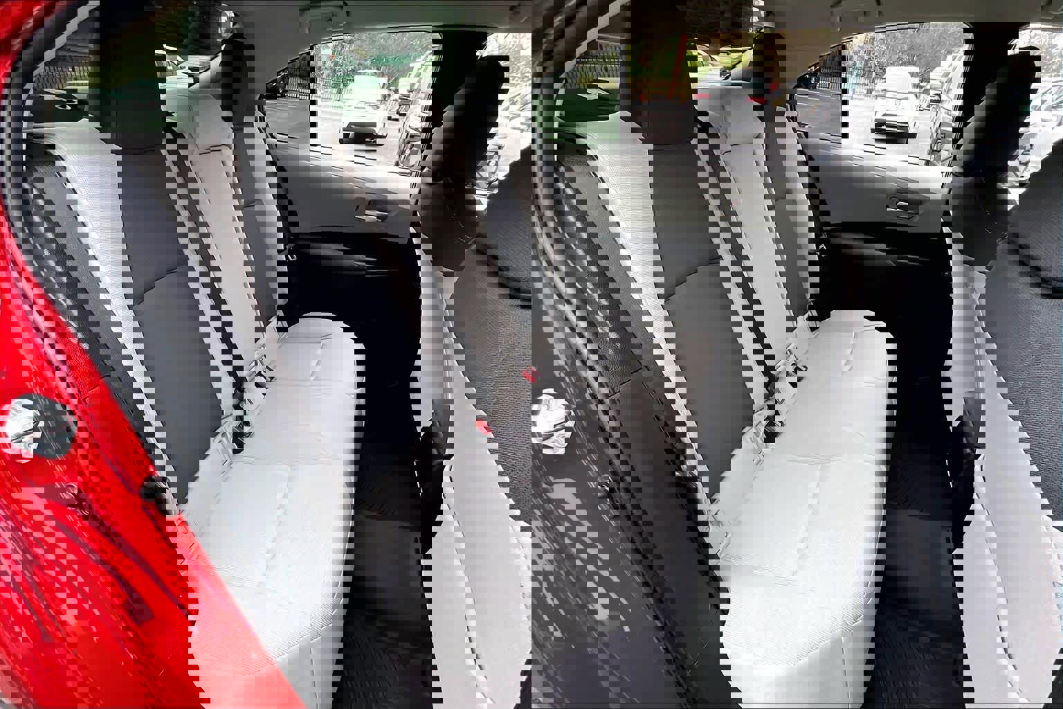 Certified 2021 Toyota Corolla LE image 19