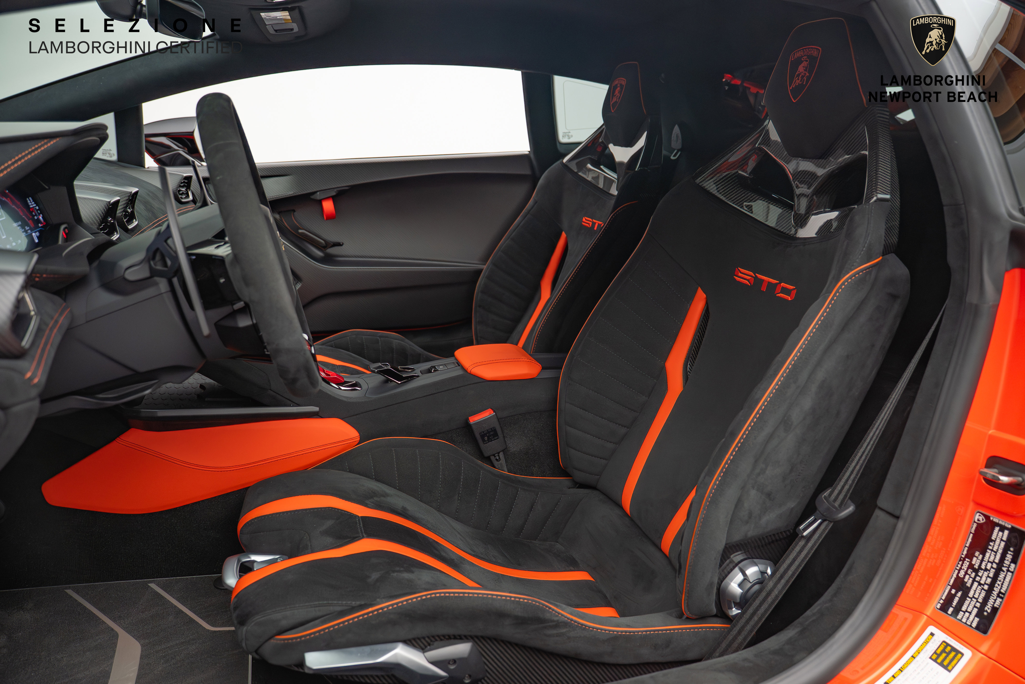 Used 2022 Lamborghini Huracan STO image 25