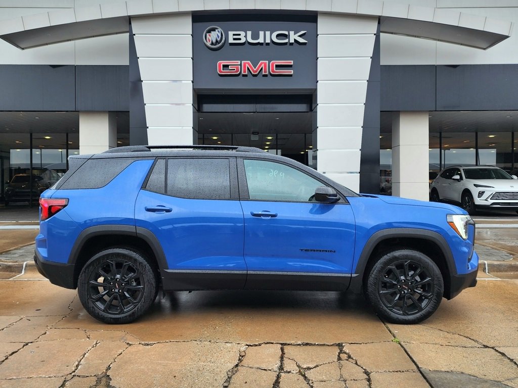 New 2026 GMC Terrain Elevation w/ Black Edition image 3
