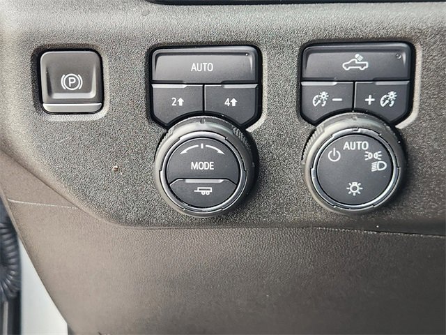 Used 2024 Chevrolet Silverado 1500 LT image 21