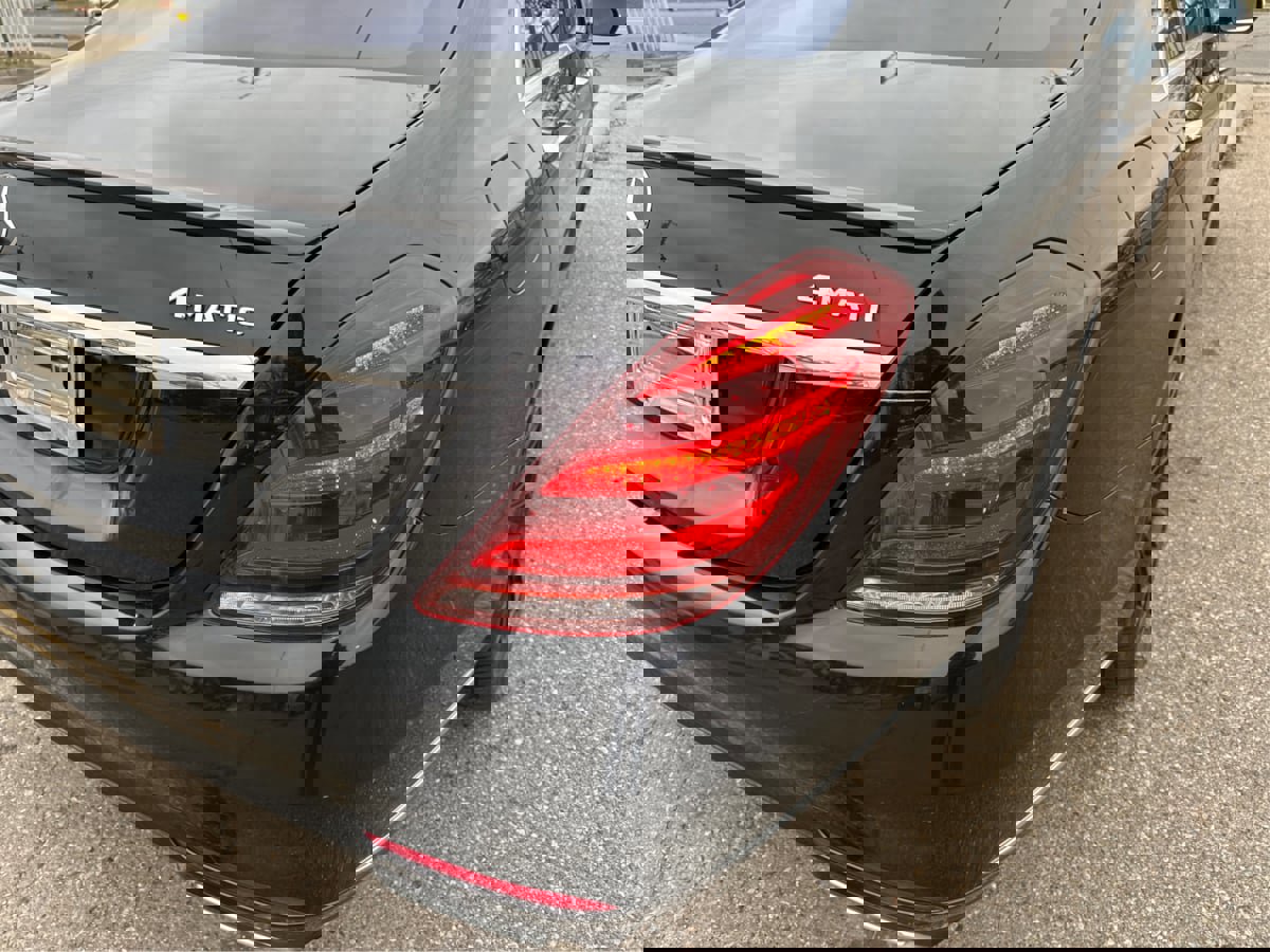 Used 2017 Mercedes-Benz S 550 4MATIC Sedan image 34