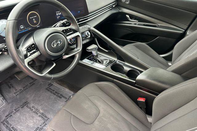 Certified 2023 Hyundai Elantra SEL w/ Convenience Package FWD image 10