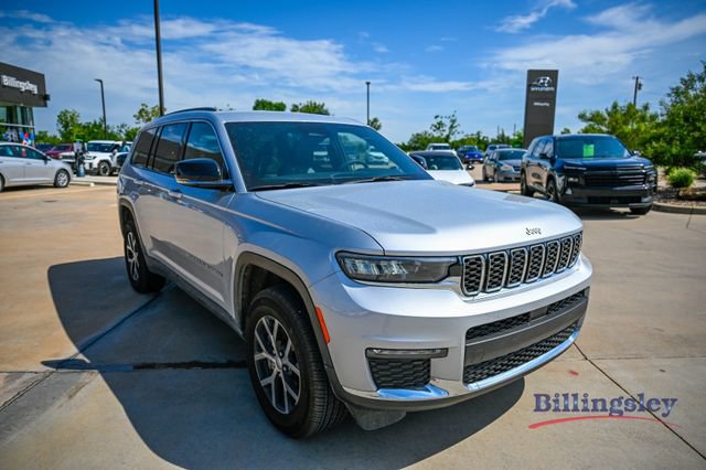 Used 2024 Jeep Grand Cherokee L Limited RWD image 7