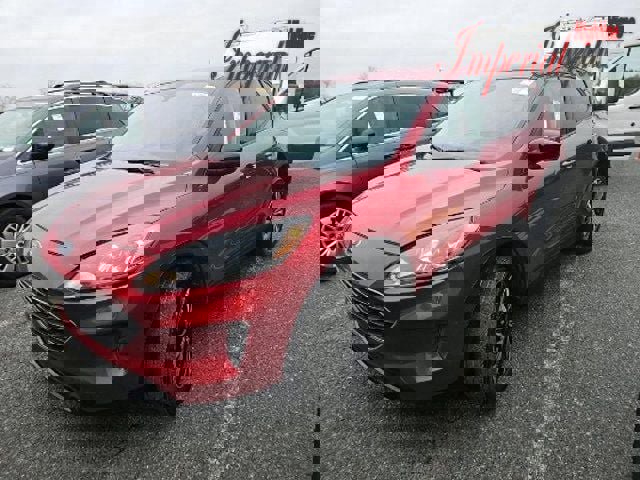 Used 2021 Ford Escape SE w/ SE Sport Appearance Package