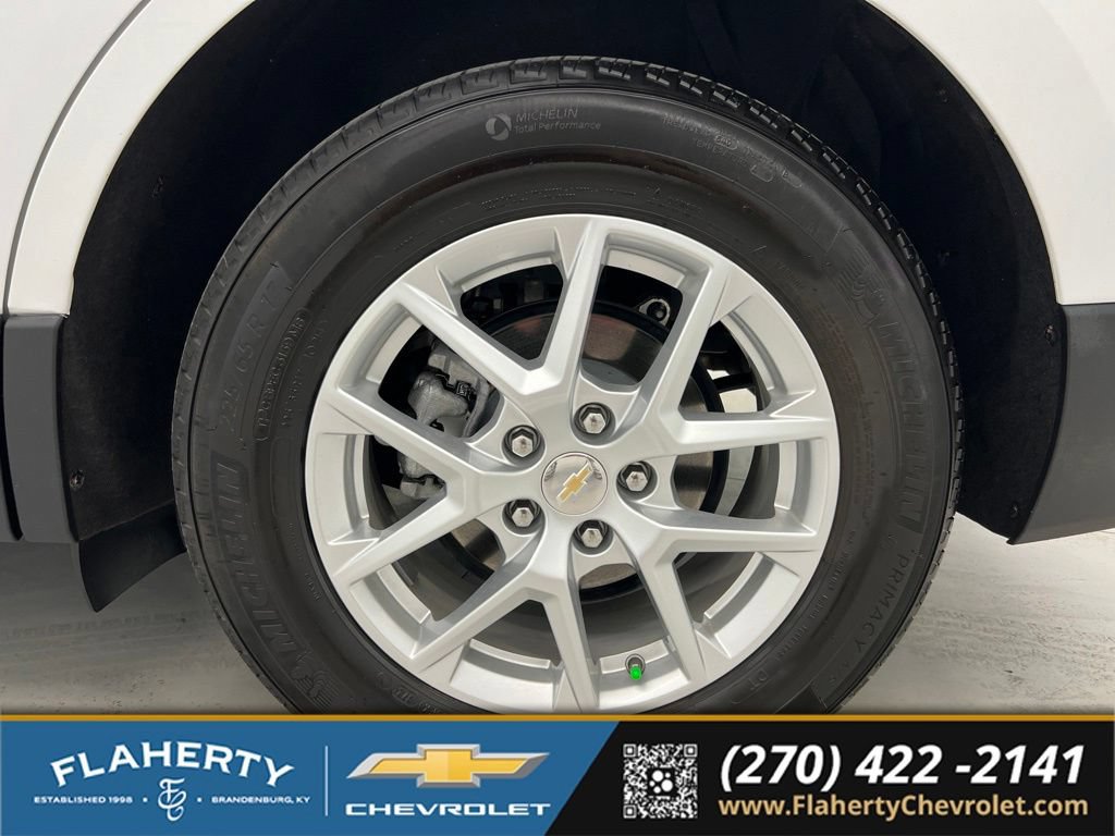 Used 2024 Chevrolet Equinox LT FWD image 19