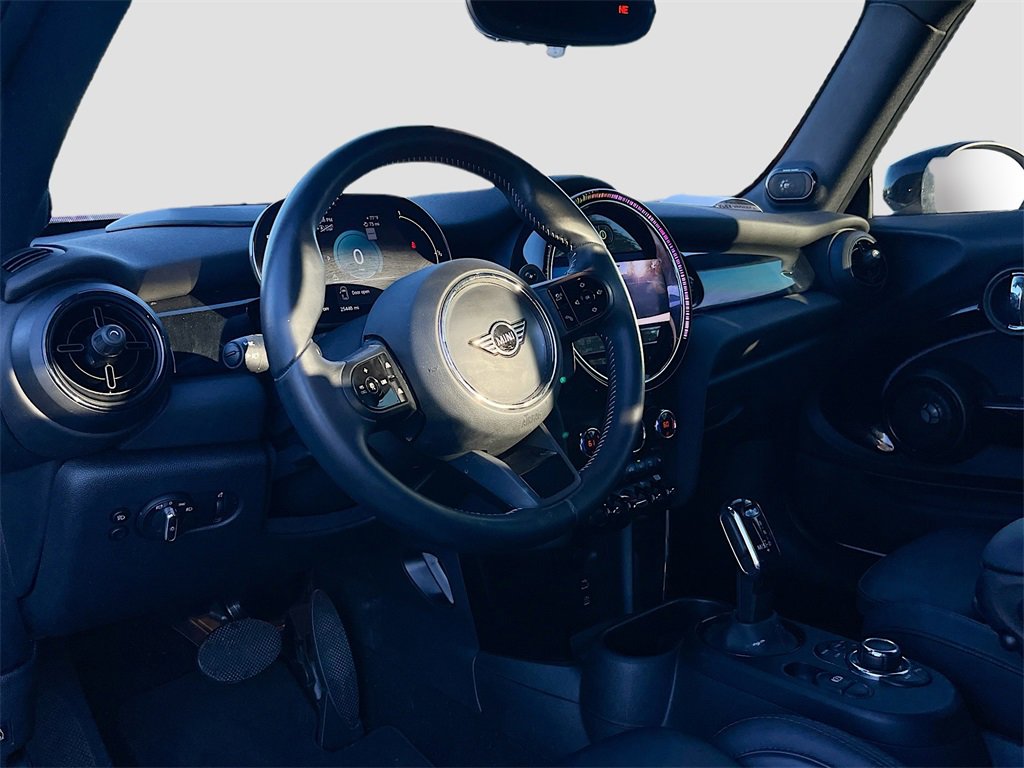 Used 2024 MINI Cooper S image 9