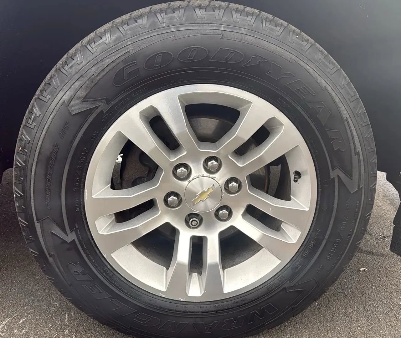 Used 2018 Chevrolet Silverado 1500 LT w/ All Star Edition AWD/4WD image 14