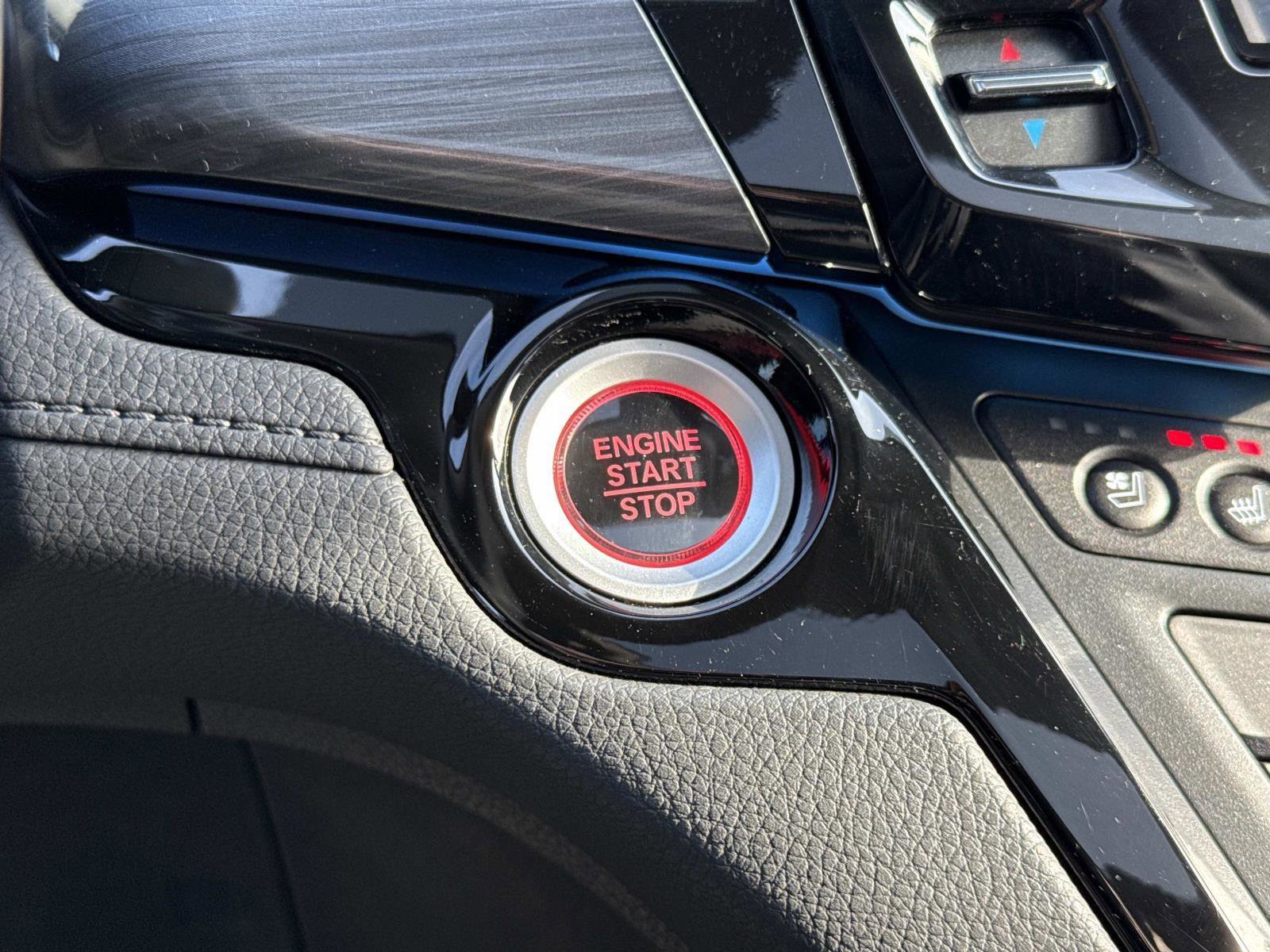 Used 2023 Honda Odyssey Elite image 15