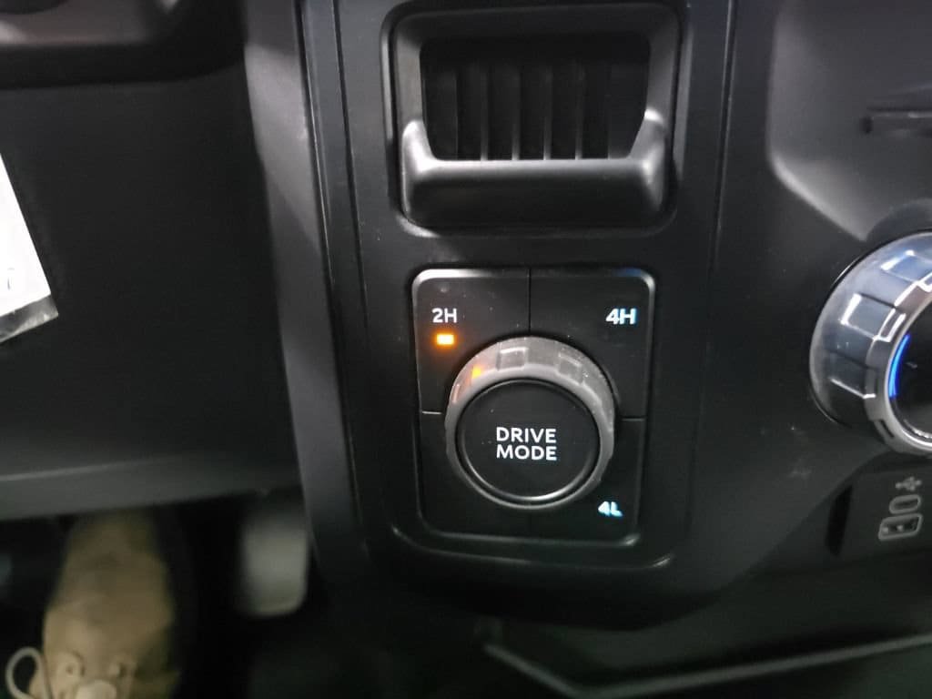 Used 2025 Ford F150 XLT w/ Equipment Group 301A Standard AWD/4WD image 31