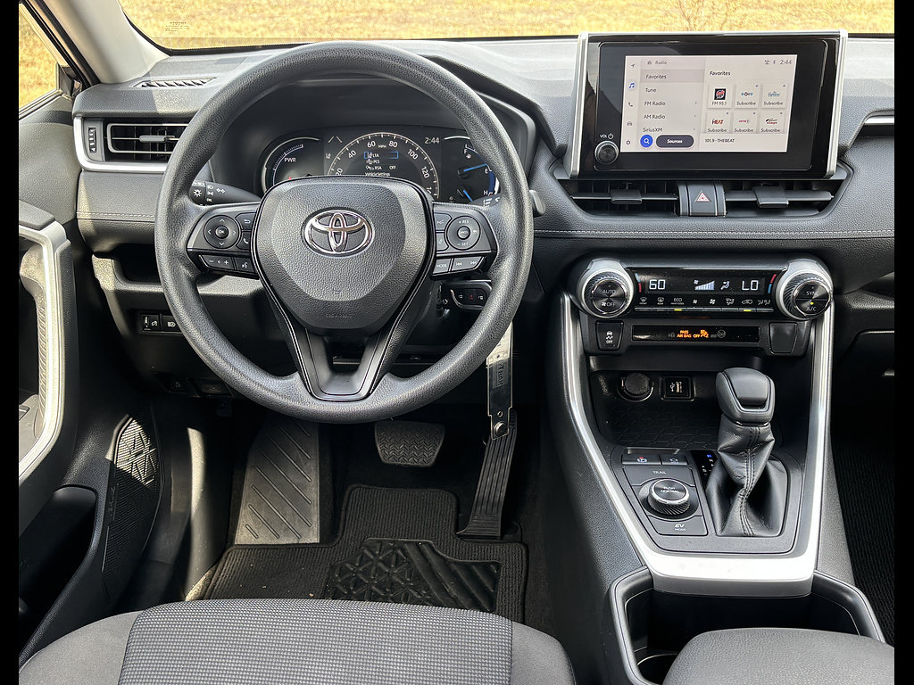 Certified 2025 Toyota RAV4 LE AWD/4WD image 11