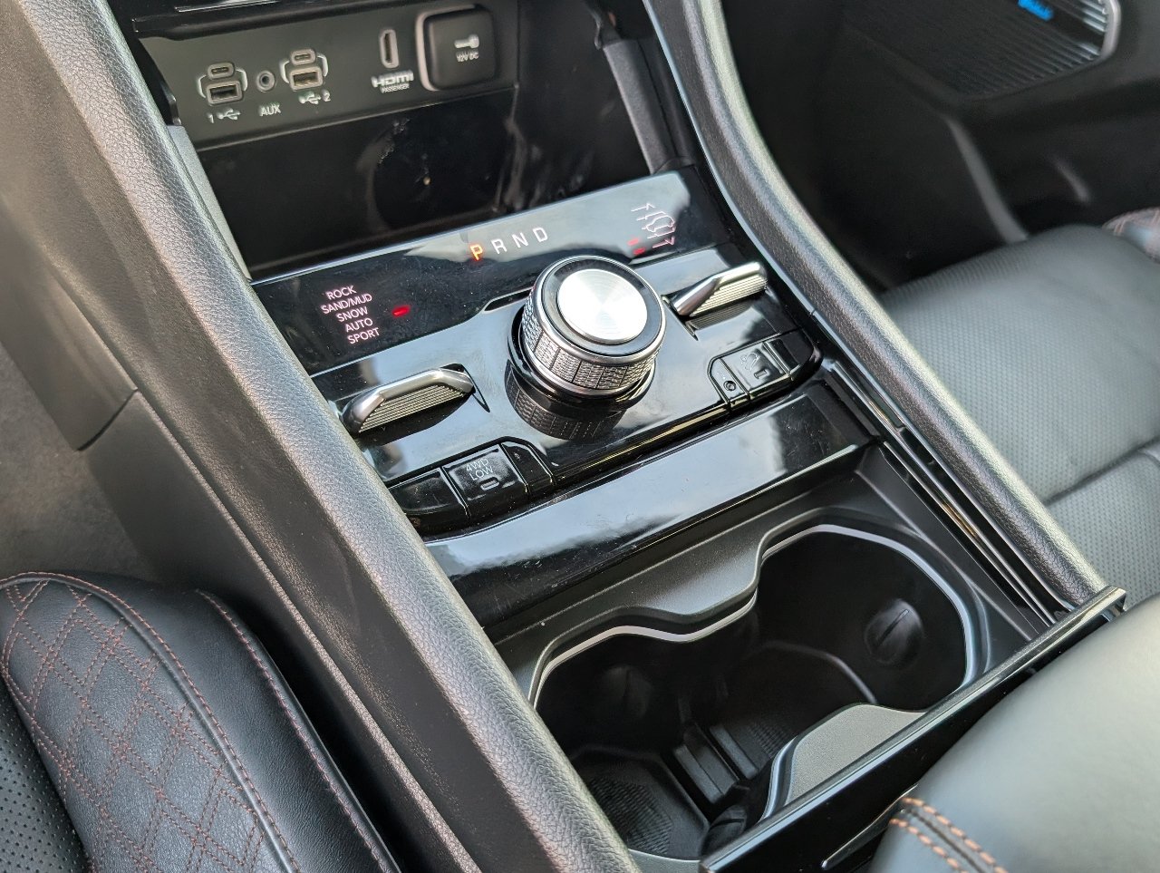 Used 2023 Jeep Grand Cherokee Summit w/ Advanced Protech Group IV AWD/4WD image 16