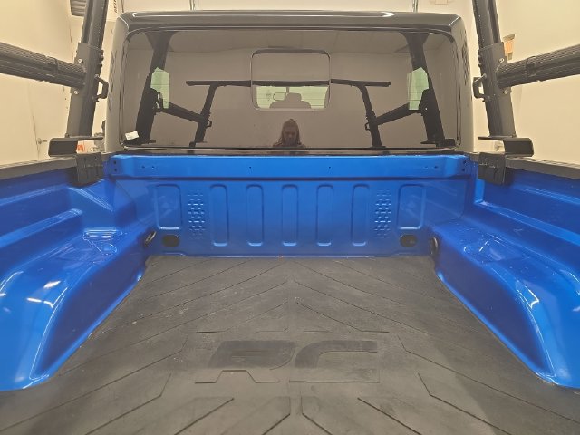 Used 2024 Jeep Gladiator Sport AWD/4WD image 14