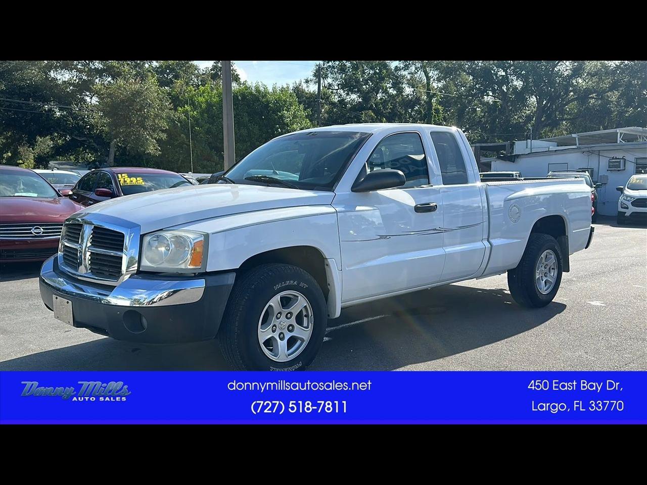 Used 2005 Dodge Dakota SLT