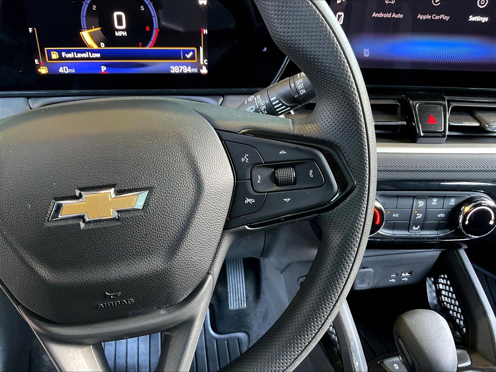 Used 2024 Chevrolet TrailBlazer LT FWD image 11
