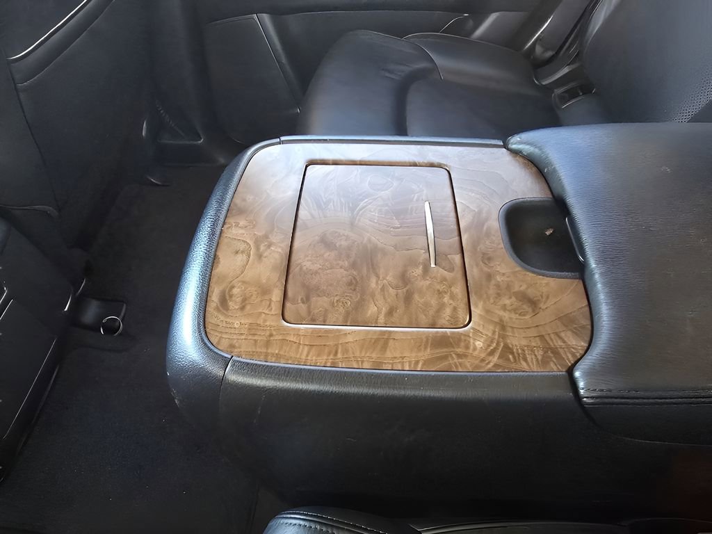 Used 2021 Nissan Armada SL w/ Captain's Chairs Package AWD/4WD image 29