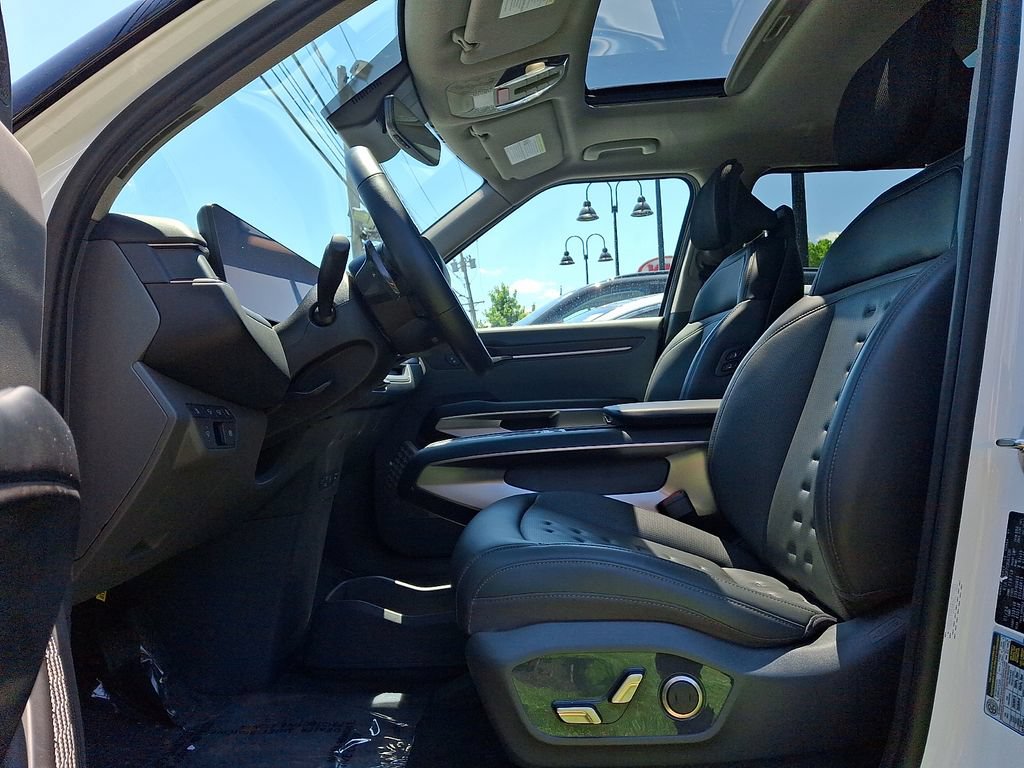 Certified 2024 Kia EV9 Wind AWD/4WD image 14