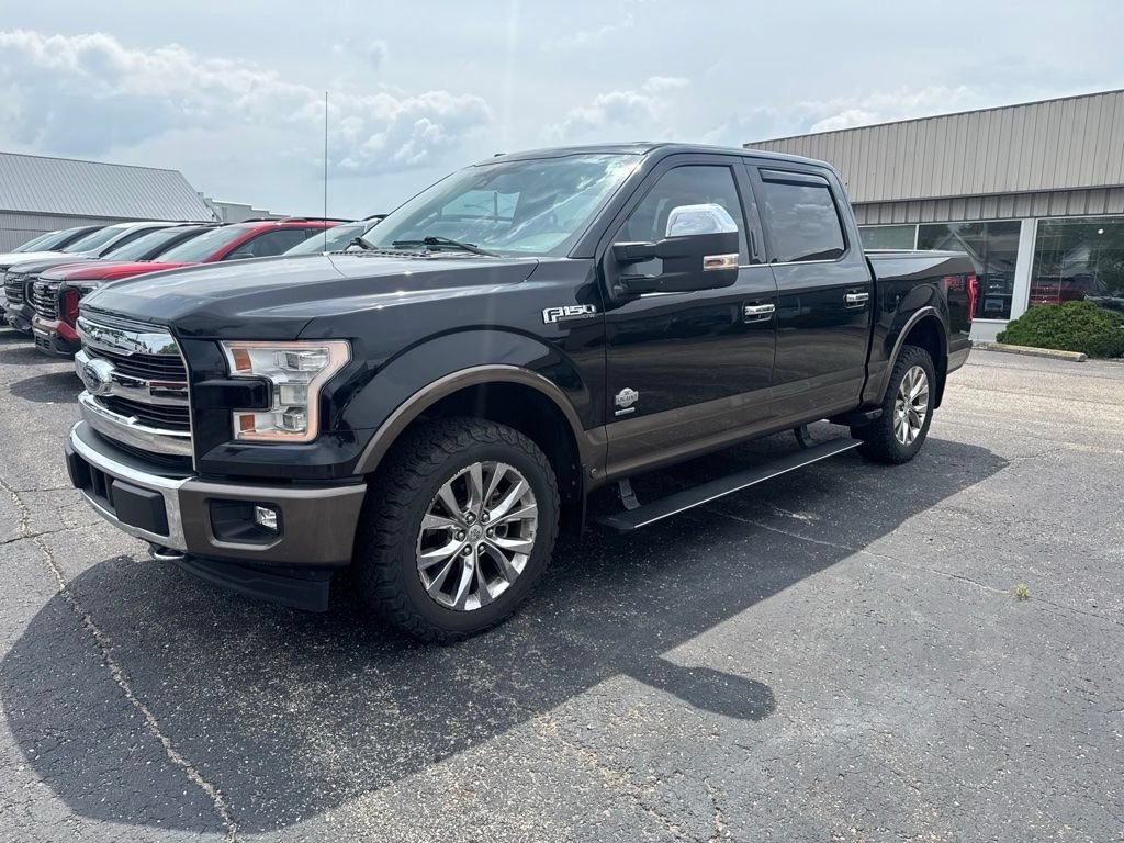 Used 2017 Ford F150 King Ranch w/ Equipment Group 601A Luxury AWD/4WD image 17