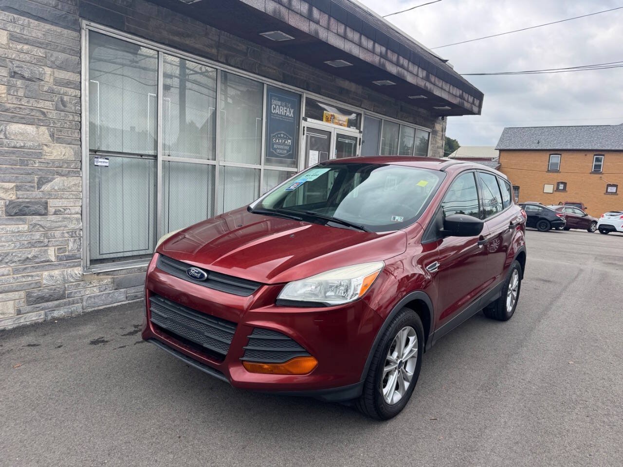 Used 2014 Ford Escape S FWD image 2