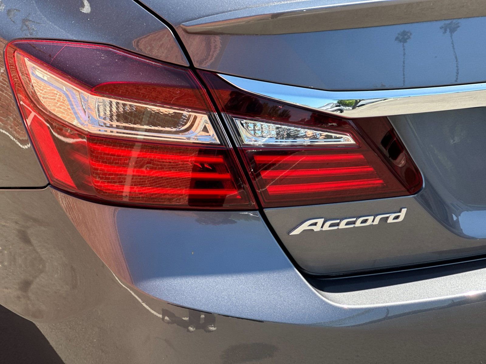 Used 2017 Honda Accord Sport image 32