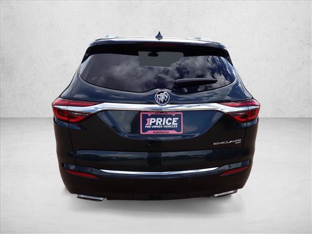 Used 2019 Buick Enclave Essence AWD/4WD image 3