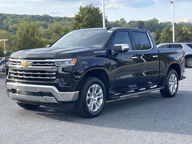 New 2026 Chevrolet Silverado 1500 LTZ w/ LTZ Premium Package image 3