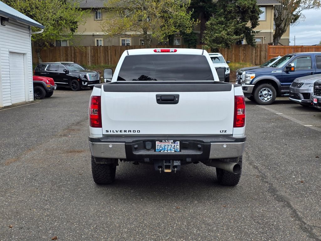 Used 2013 Chevrolet Silverado 2500 LTZ w/ LTZ Plus Package image 40