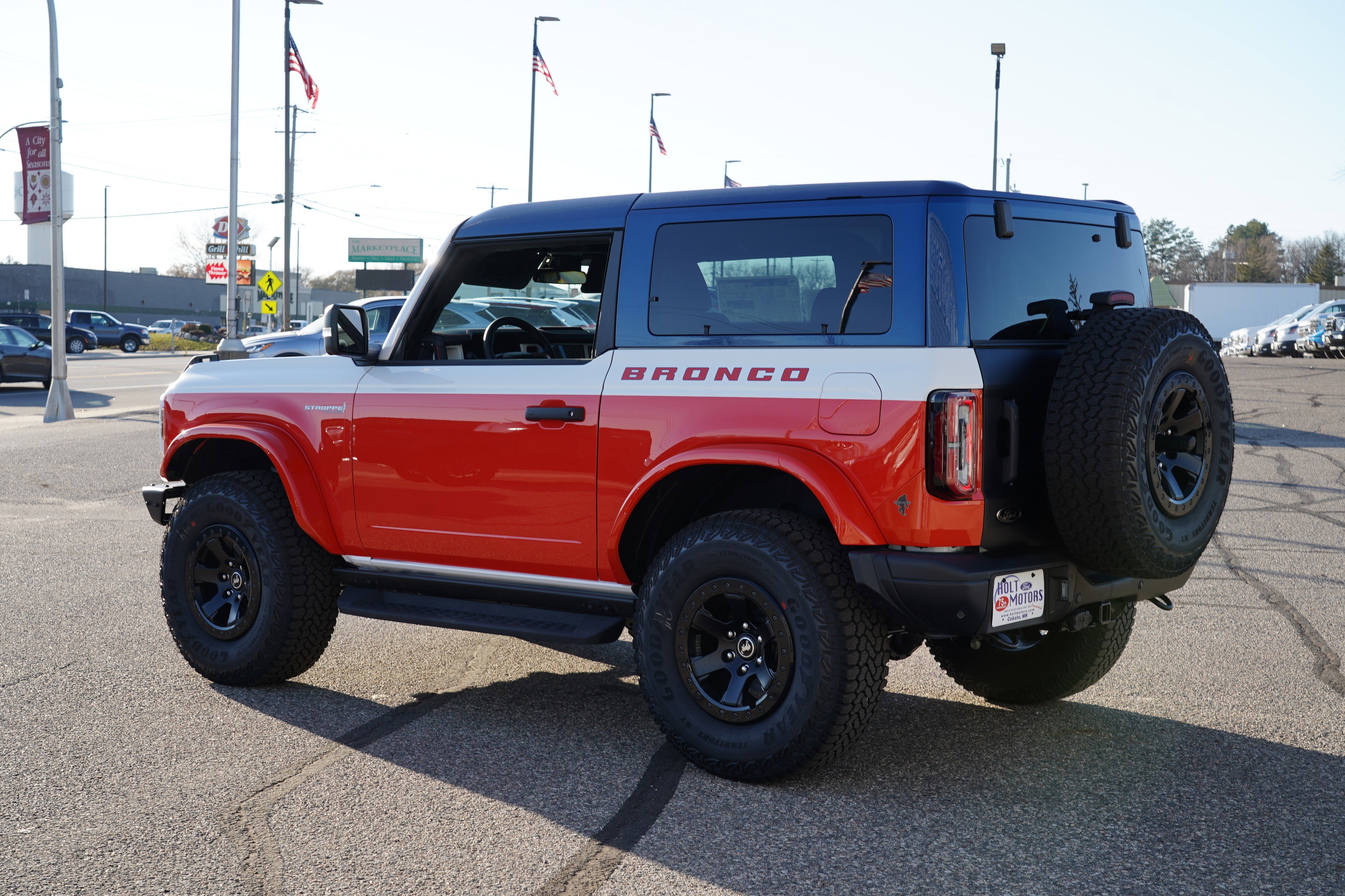 New 2025 Ford Bronco Stroppe Edition image 6