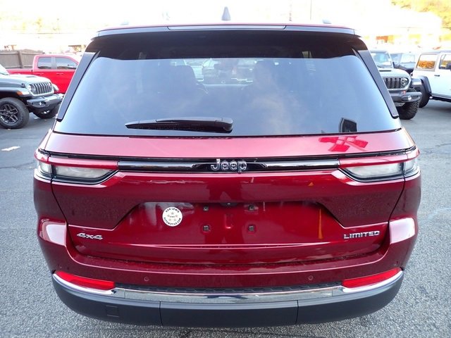 Certified 2024 Jeep Grand Cherokee Limited image 4