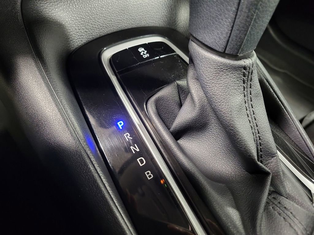 Used 2025 Toyota Corolla LE image 16
