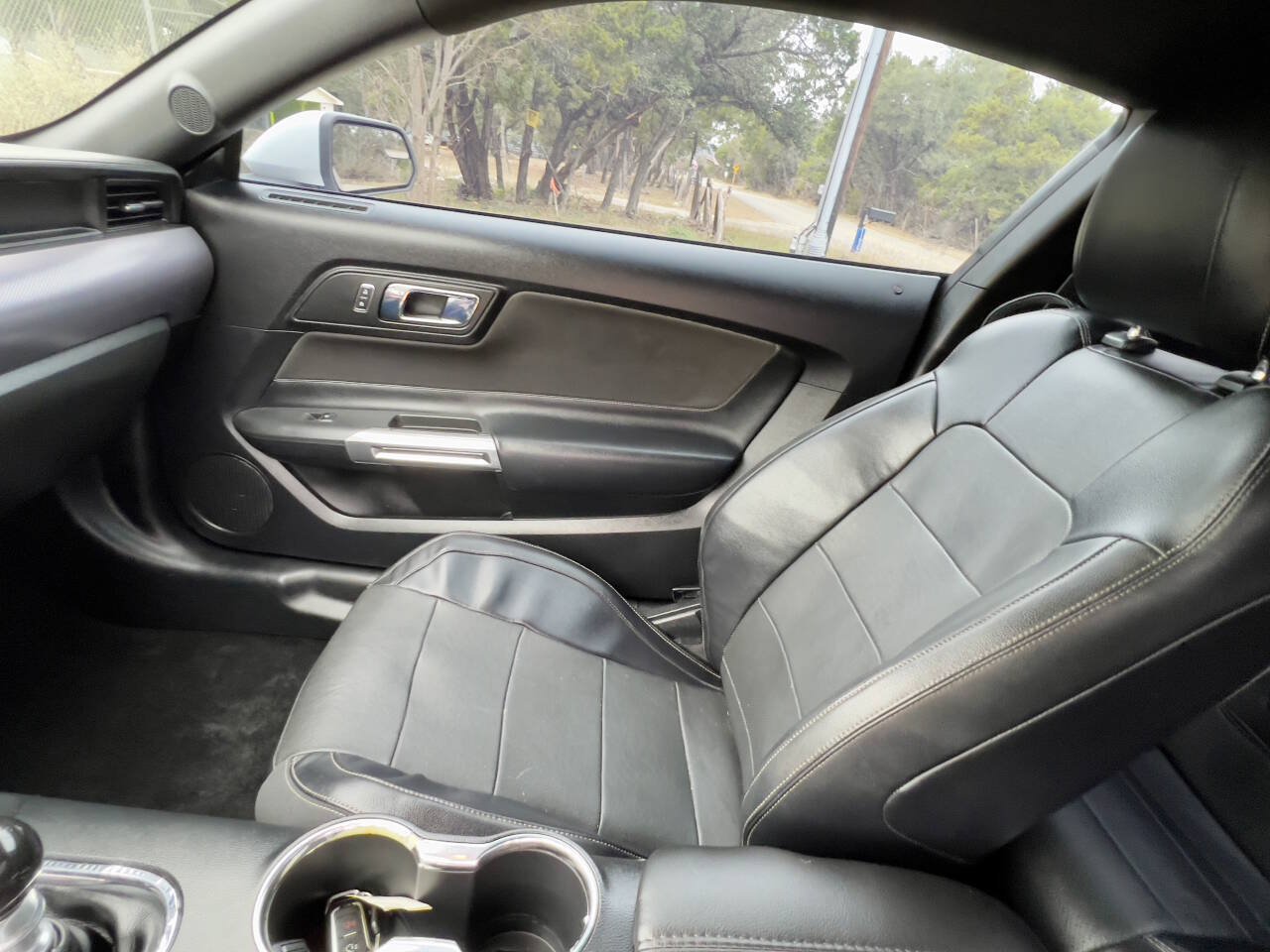 Used 2016 Ford Mustang GT RWD image 27