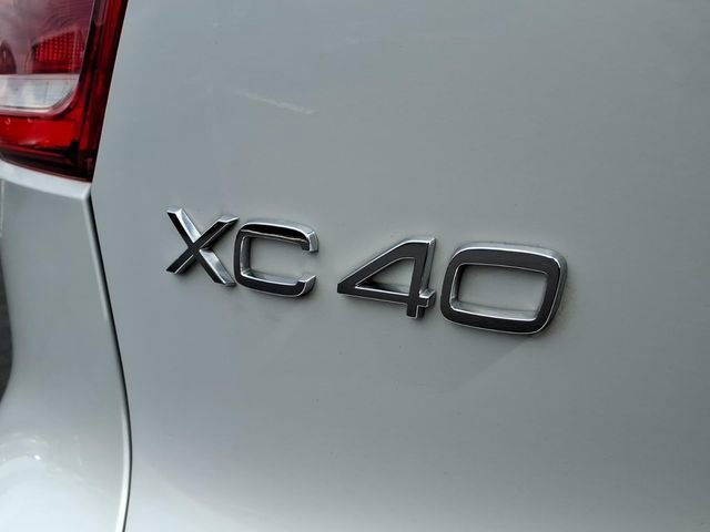 Used 2023 Volvo XC40 B5 Plus w/ Driver Assist Package image 28