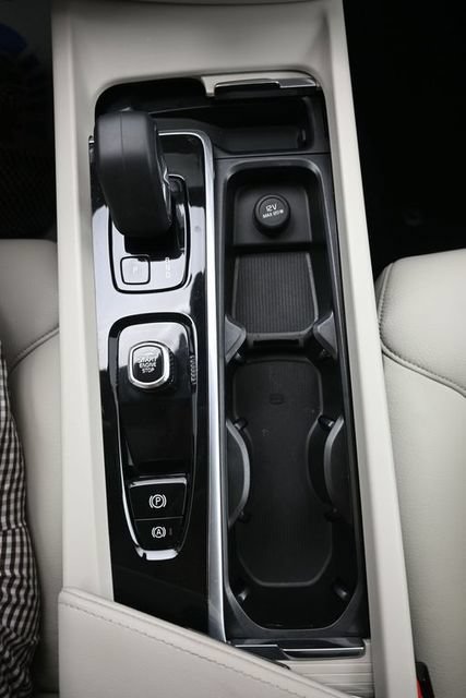 Used 2023 Volvo S60 B5 Core w/ Climate Package FWD image 12