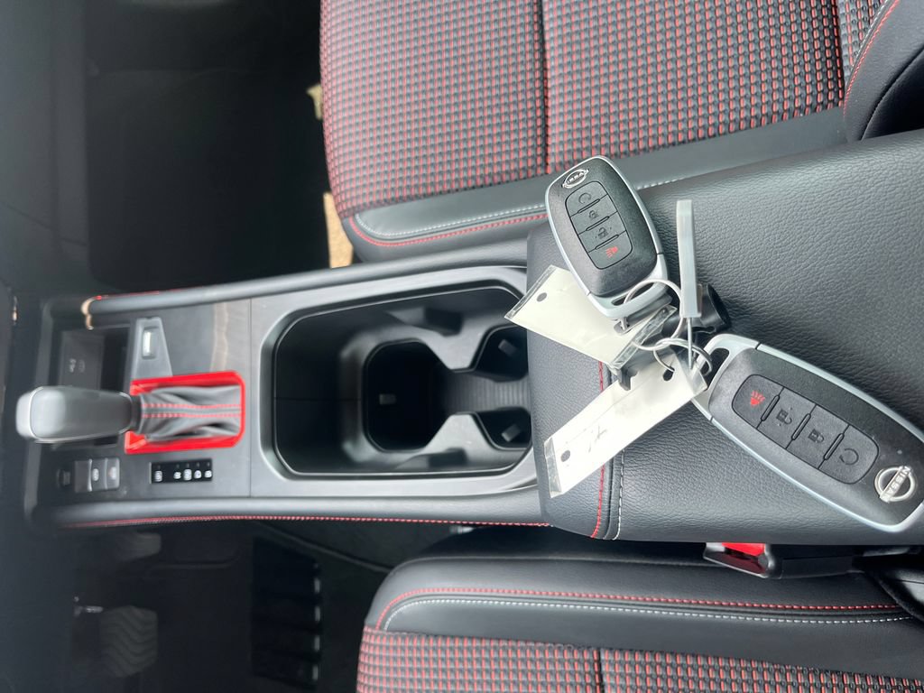 Certified 2026 Nissan Kicks SR FWD image 28