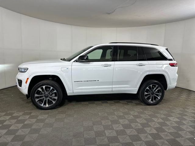 Used 2023 Jeep Grand Cherokee Overland image 6