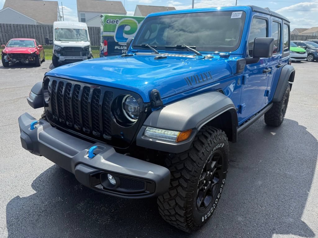 Used 2023 Jeep Wrangler Unlimited w/ Cold Weather Group AWD/4WD image 8