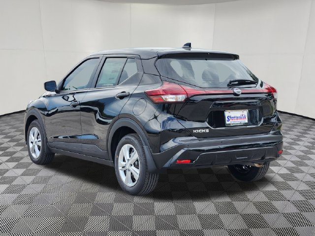 New 2025 Nissan Kicks Play S FWD image 3