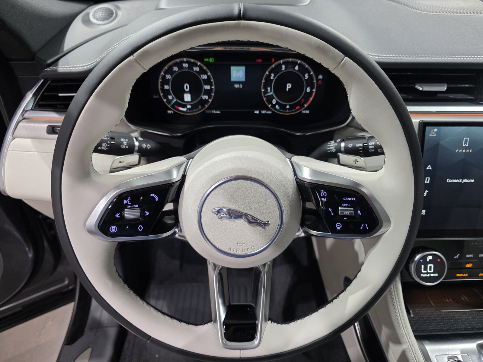 New 2026 Jaguar F-PACE R-Dynamic S AWD/4WD image 11