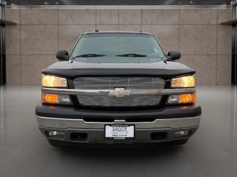 Used 2005 Chevrolet Avalanche Z66 w/ Sun And Sound Package image 9