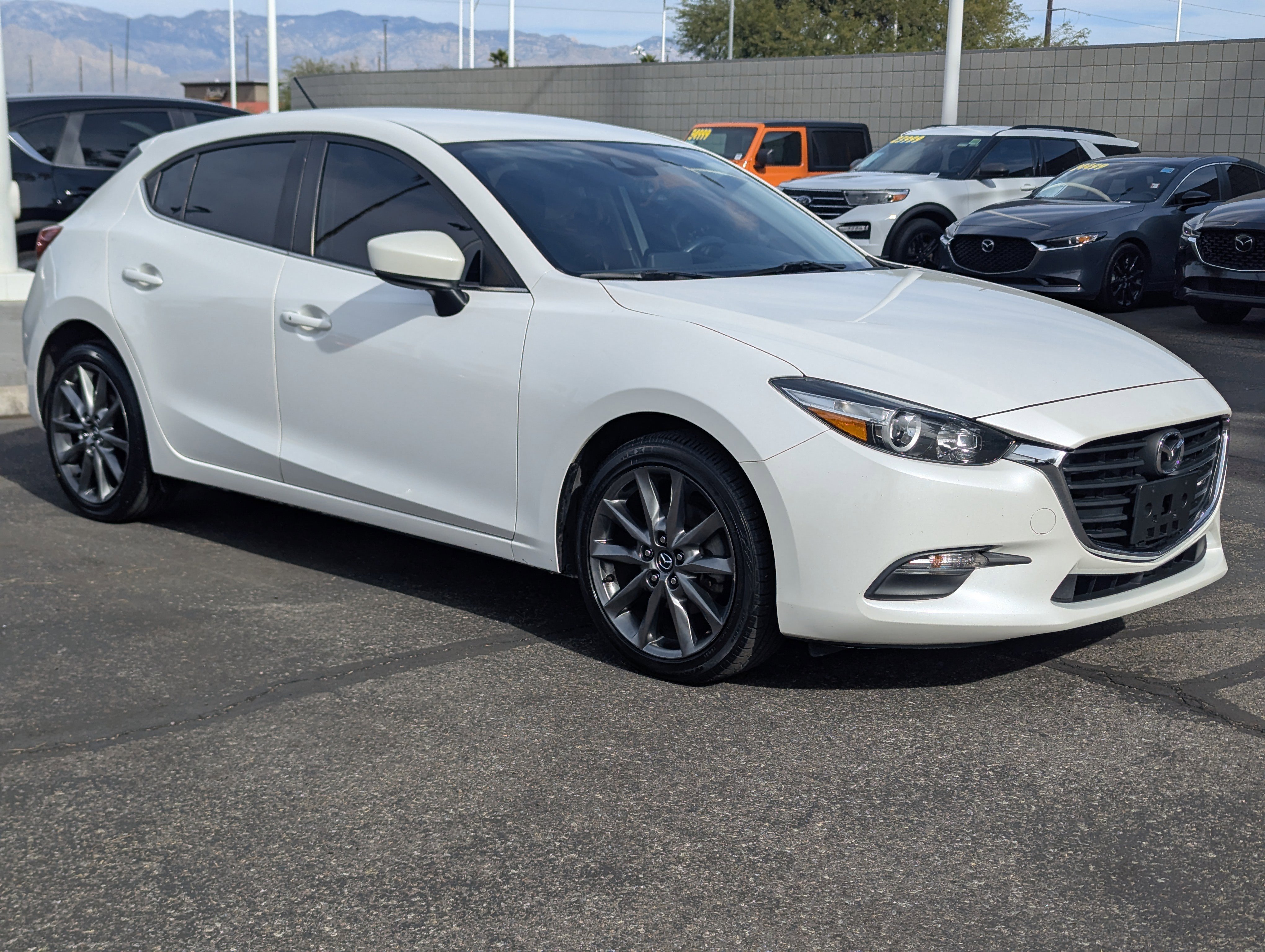 Used 2018 MAZDA MAZDA3 Touring image 1
