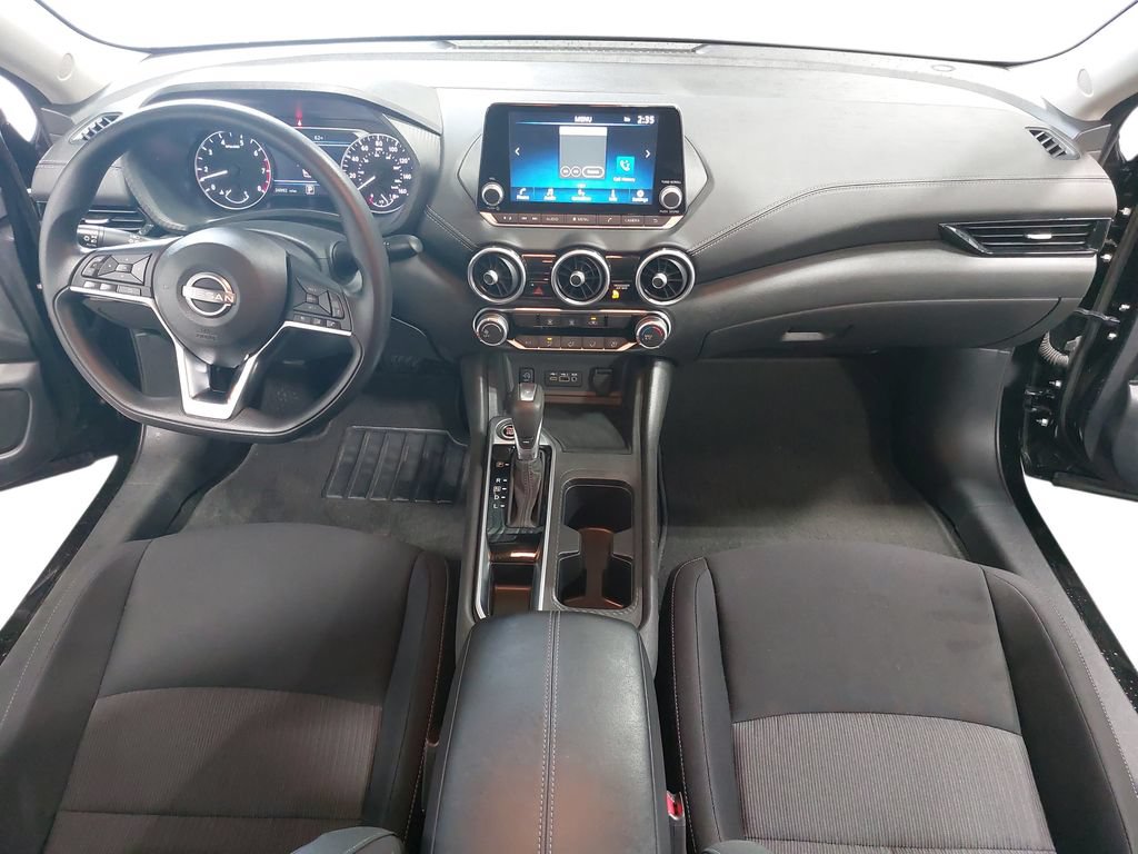 Certified 2025 Nissan Sentra SV FWD image 9