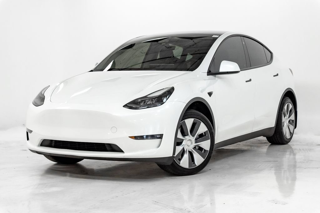 Used 2023 Tesla Model Y Long Range AWD/4WD image 1