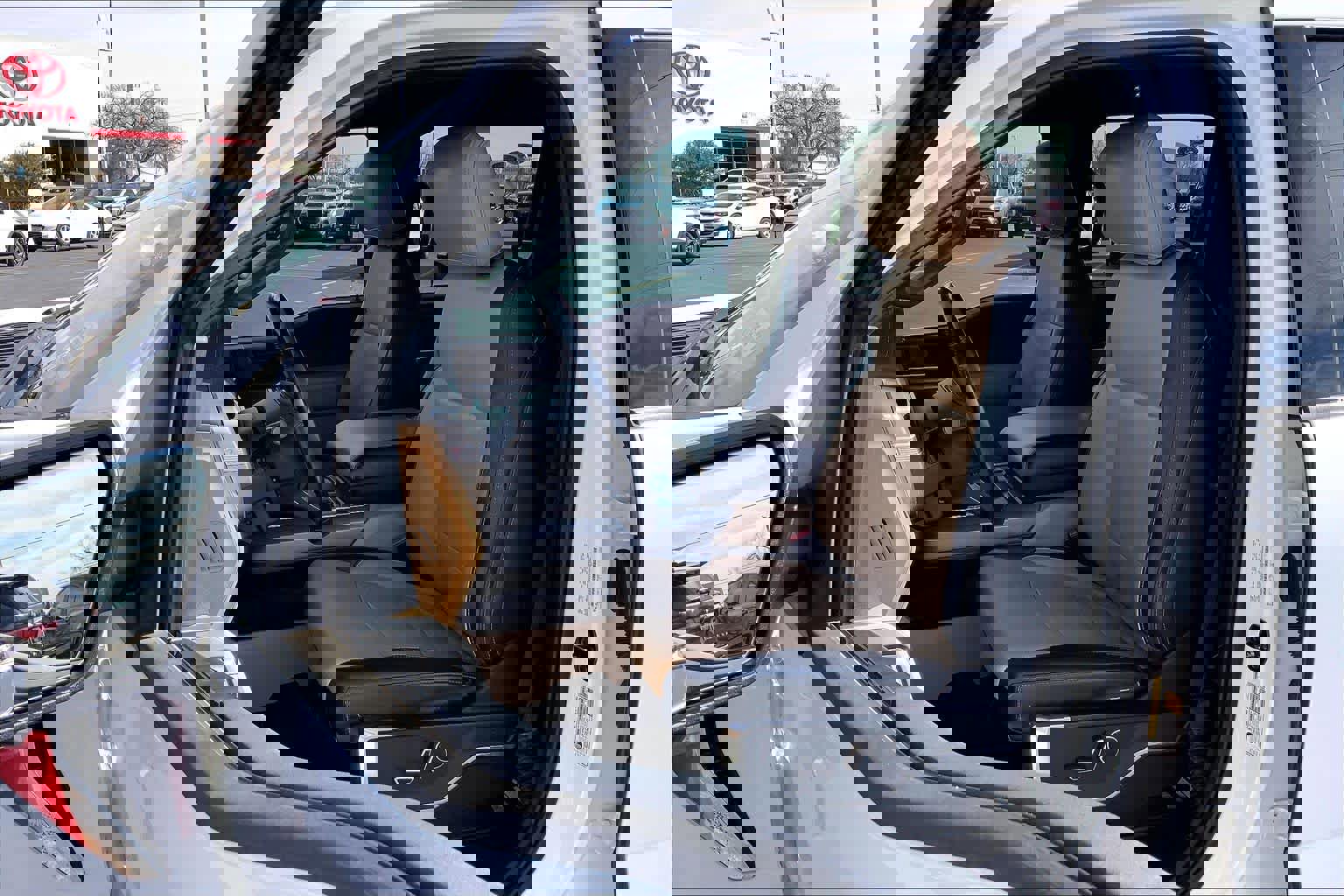 Used 2021 Ford F150 Lariat w/ Trailer Tow Package image 7