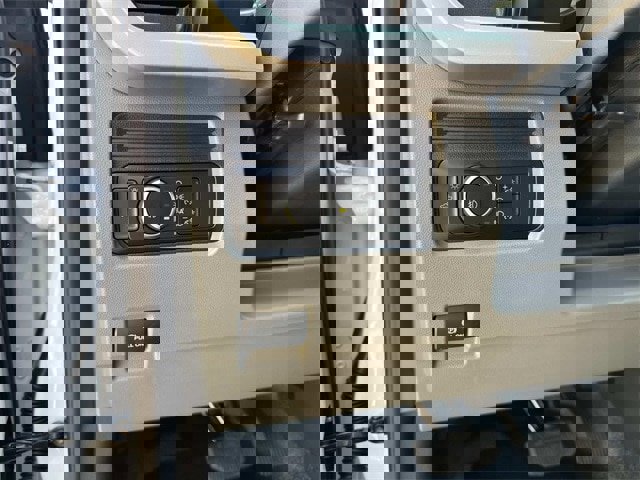 New 2025 Ford F350 XL w/ XL Chrome Package image 20