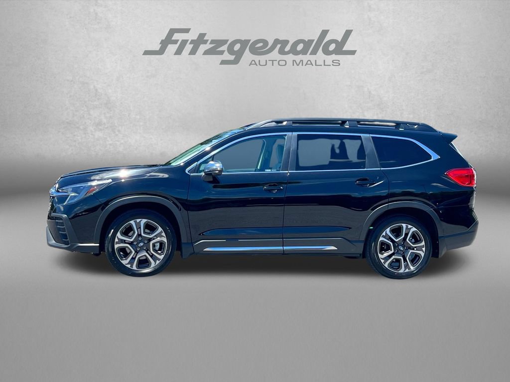 Used 2023 Subaru Ascent Limited w/ Technology Package AWD/4WD image 5
